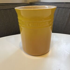 Le Creuset Stoneware 6" Poterie Crock Nectar Citrus Utensil Holder